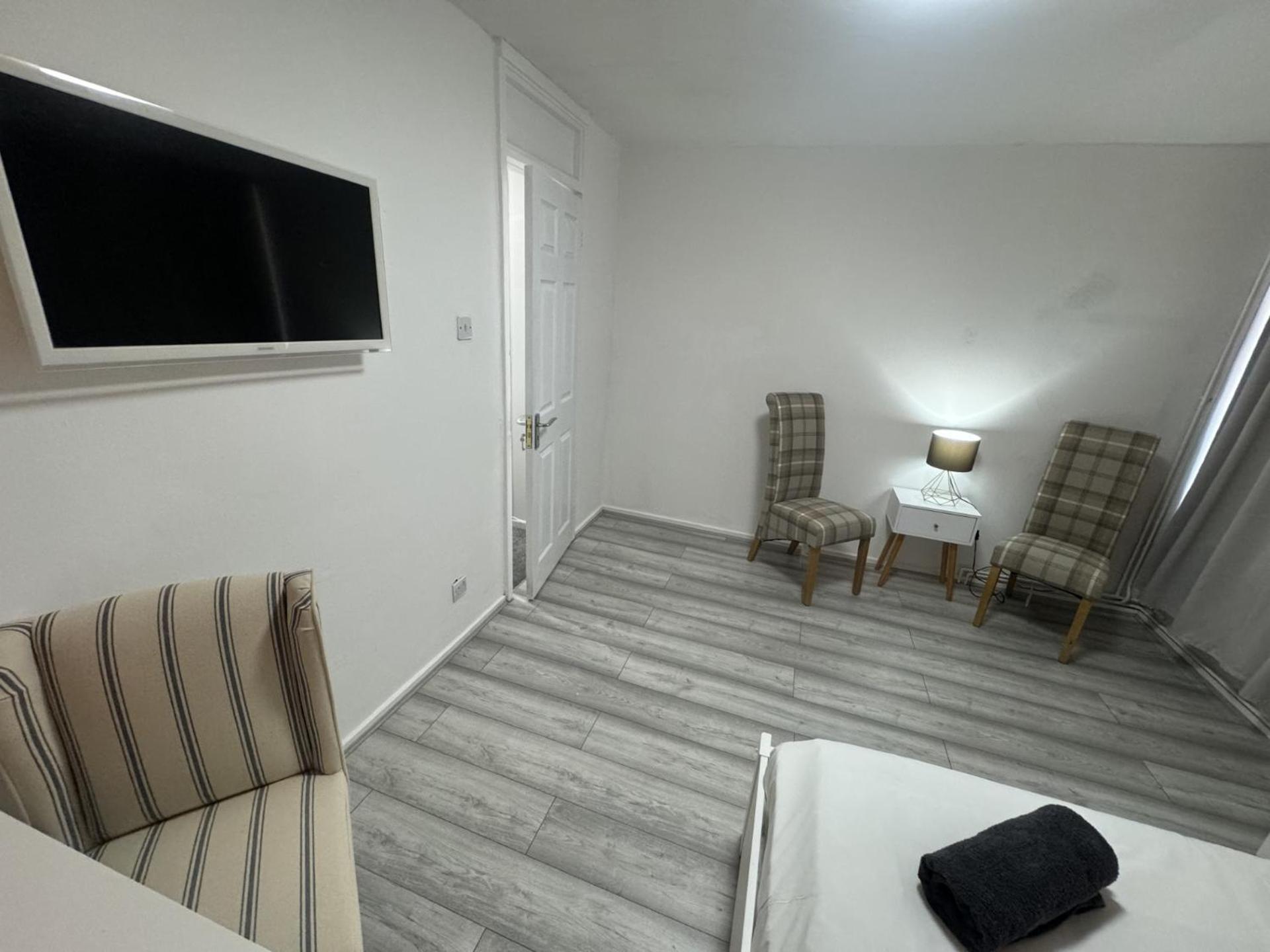 Tottenham Velvet Suites Лондон Екстер'єр фото